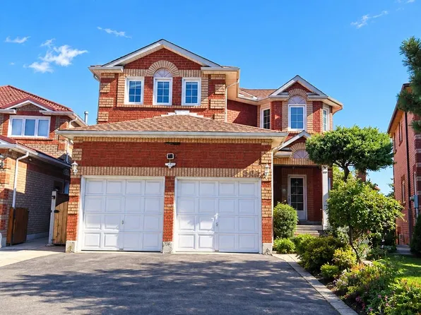 501 Ashprior Ave, Mississauga, ON L5R 3N1
