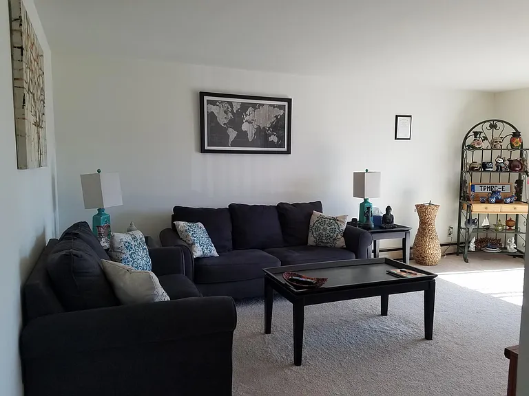2023 Mayflower Dr — Photo 8