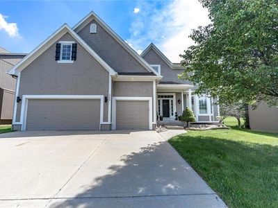 8309 W 142nd Ter, Overland Park, KS, 66223
