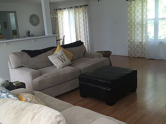 2nd image of 436 Bethany Ct