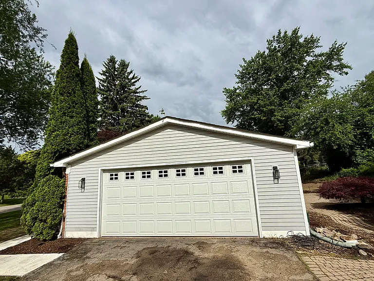 3360 Oklahoma Ct — Photo 3