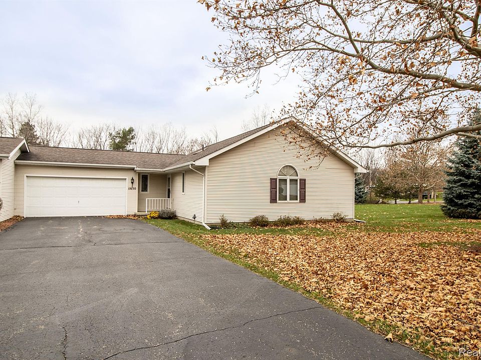 1st image of 11650 Hawthorne Glen Dr