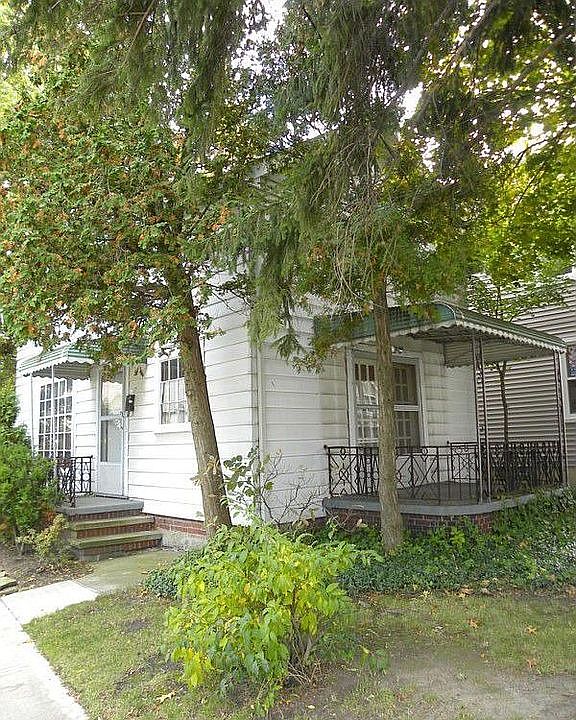 1st image of 12117 Franklin Blvd
