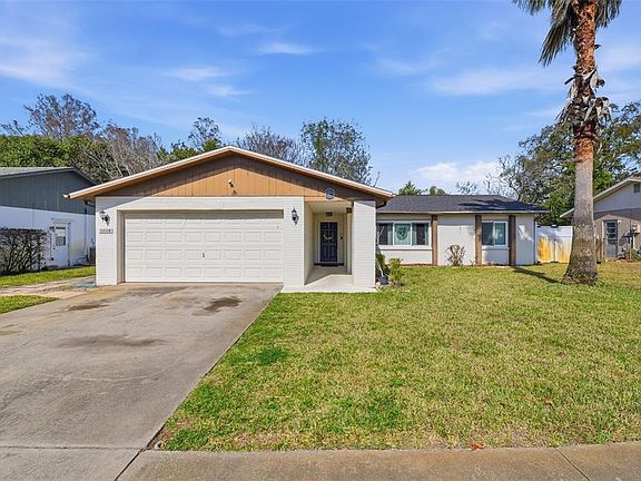 3rd image of 11608 Fox Run