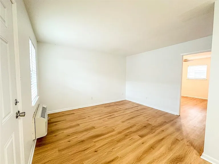 800 Martin Behrman Ave #205 — Photo 3