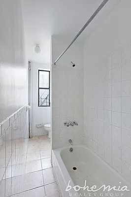 Rented by Bohemia Realty Group | media 13