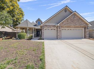 6219 W School Avenue, Visalia, CA 93291