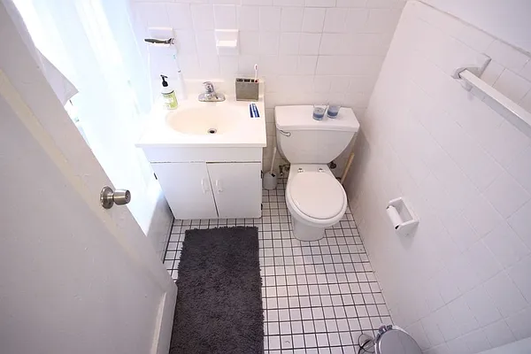 Rented by Dynamik Realty | media 14