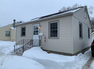 1114 Oak St N, Fargo, ND 58102