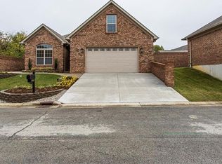 2442 Aspen Way, Jeffersonville, IN 47130