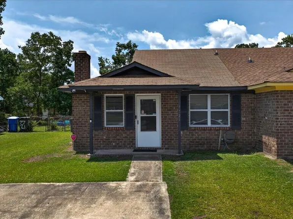 7725 Suzanne Dr, North Charleston, SC 29418