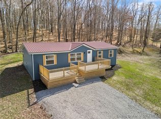 9164 S Big Springs Rd, Pekin, IN 47165