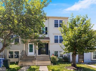 102 Riverside Run Dr, Indian Head, MD 20640