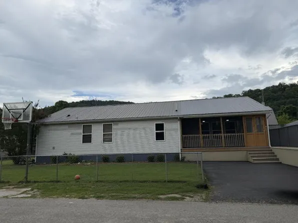 275 Burton Hl, Letcher, KY 41832