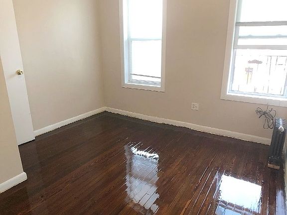 3rd image of 23-26 28th Ave
