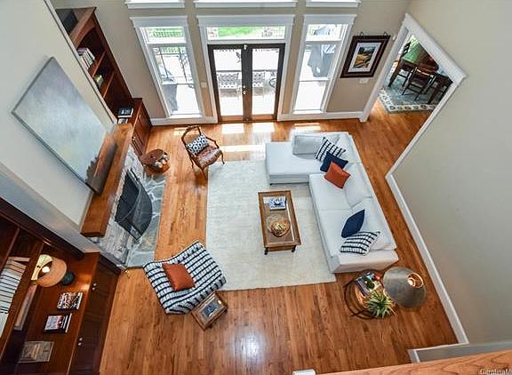 4th image of 3054 Kings Manor Dr