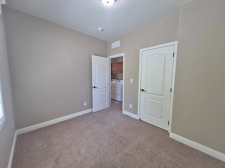 1054 Mountain Shadows Blvd #180 — Photo 10