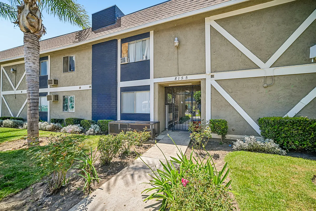 Inviting entryway with gated access, offering added comfort and peace of mind. - Casa Luna