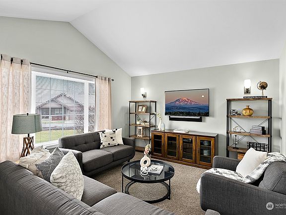 5th image of 13904 230th Street Ct E