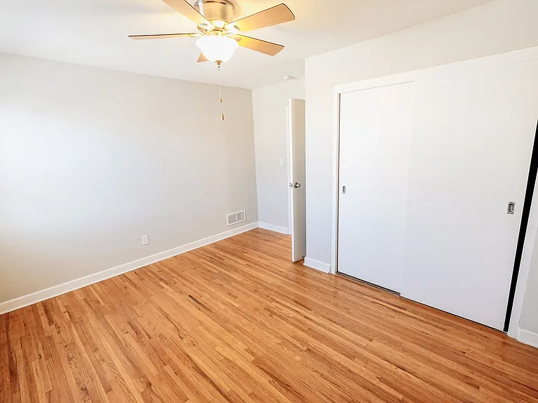 YG Flats — Photo 23