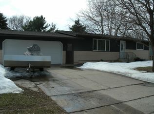 106 Dorothy St, Fairmont, MN 56031