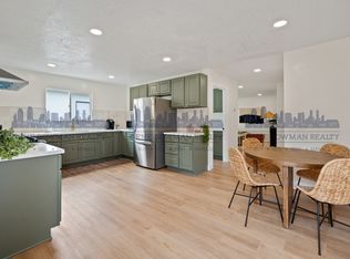 2201 E 24th St, National City, CA 91950