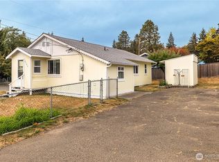 2703 Maple Street, Bremerton, WA 98310