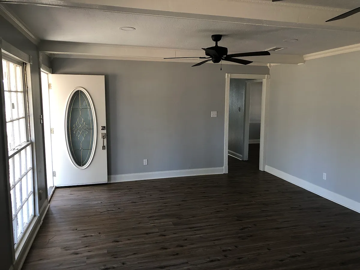 Building Photo - 9444 Kroetz Dr