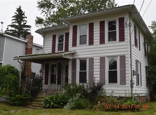 13 Terry St, Middleport, NY 14105