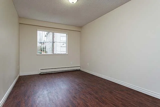 308 Forbes Ave — Photo 8