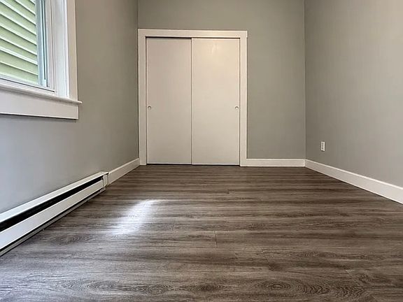 4th image of 69 Kinsley St #1-D