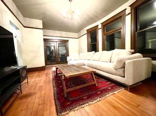 321 NE Knott St, Portland, OR 97212