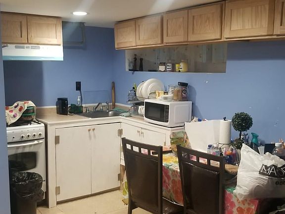 2nd image of 17605 111th Ave