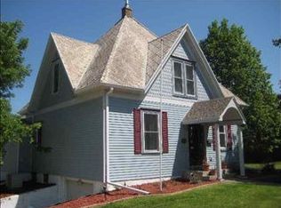 603 State St, Bellevue, IA 52031