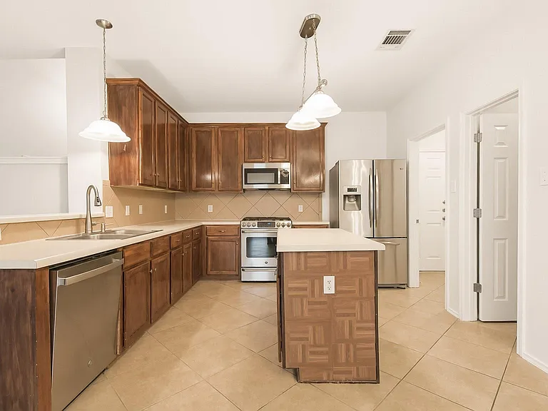 1132 Alexandria Way — Photo 13