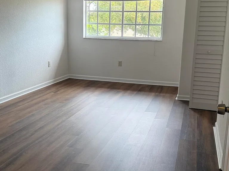 11543 NW 44th St #2 — Photo 11