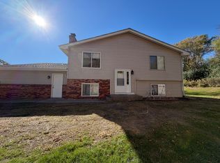 5980 Covington Ter #1, Minnetonka, MN 55345