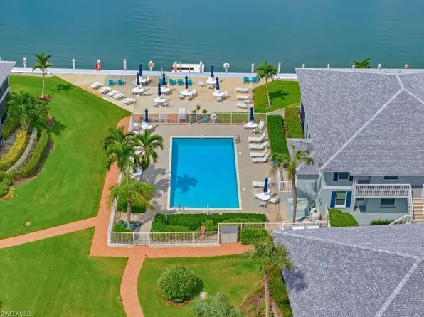671 W Elkcam CIR #513, MARCO ISLAND, FL 34145
