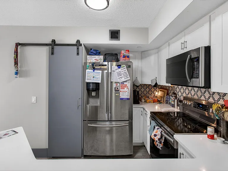 4211 San Marino Blvd #105 — Photo 14