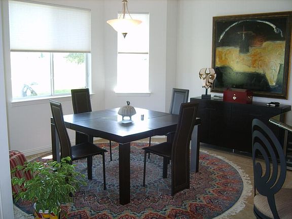 3rd image of 9621 Sandlewood Dr