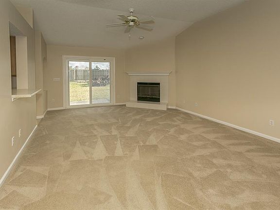 2nd image of 12664 Hickory Lakes Dr S