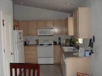 2nd image of 7444 Nottingham Ln