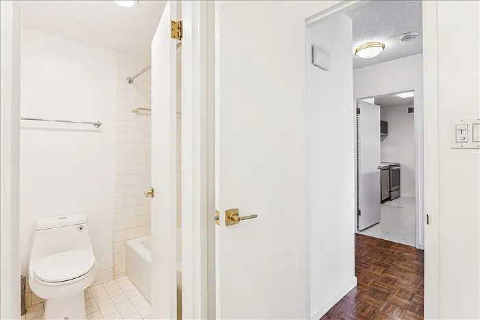 2555 Pennsylvania Ave NW #816 — Photo 31