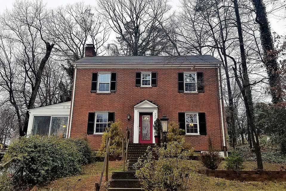 1st image of 727 Craig St