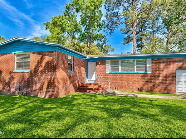 6515 E BARTHOLF Avenue E, Jacksonville, FL 32210