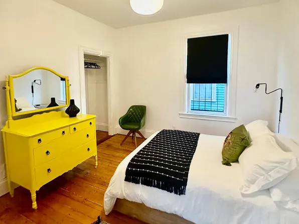 2 East St #2, Providence, RI 02906