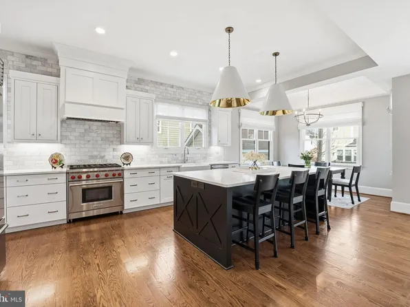 1723 N Barton St, Arlington, VA 22201