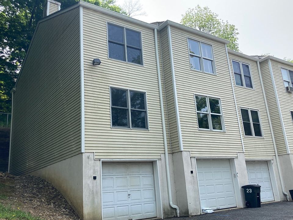 2nd image of 24 Colonial Ct