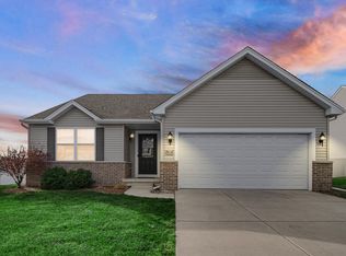 13192 Hayes St, Crown Point, IN 46307