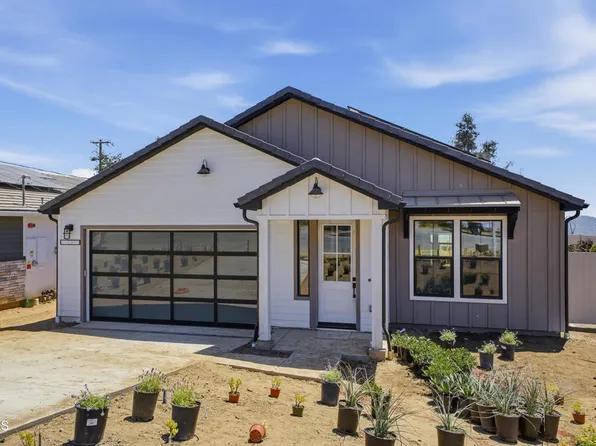 16 W Pine St, Altadena, CA 91001